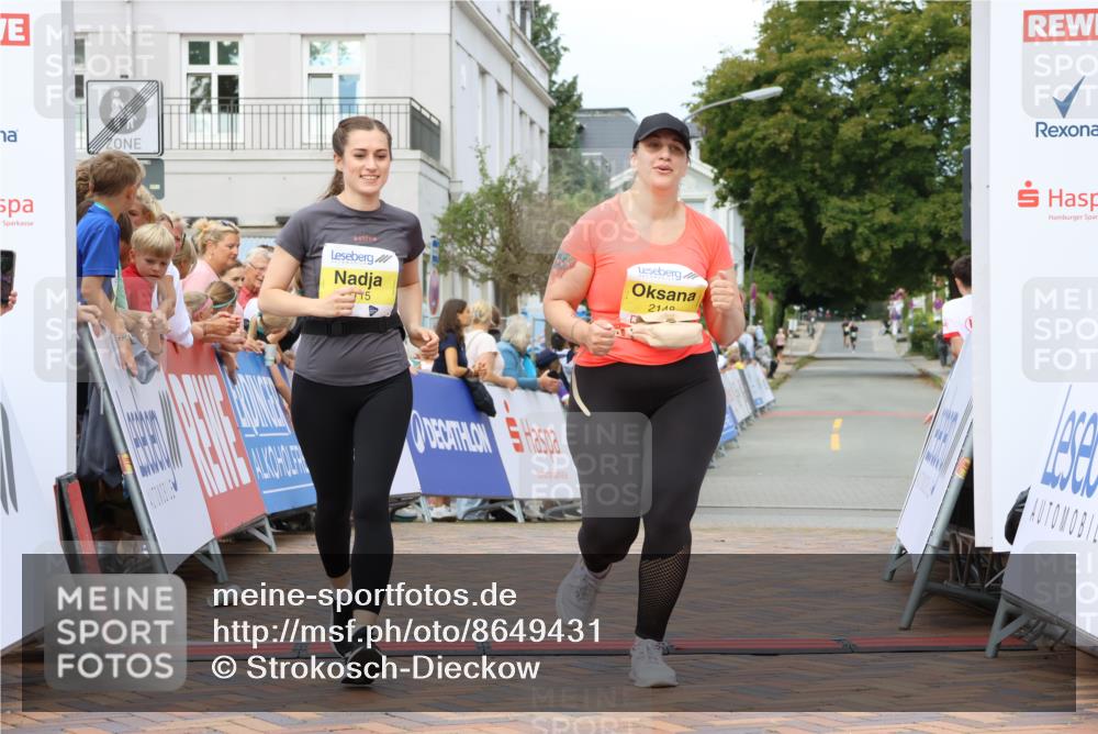 31.08.2025 - 21. Blankeneser Heldenlauf Strokosch-Dieckow http://msf.ph/oto/8649431 31.08.2025 10:47:30 Ziel 2148, 2115 meine-sportfotos.de