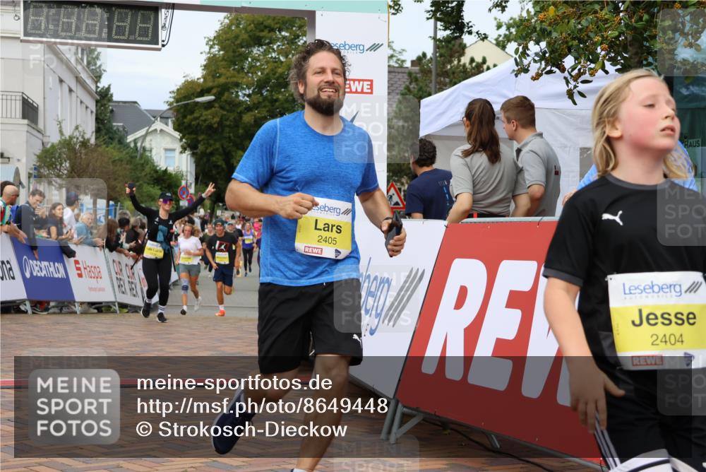 31.08.2025 - 21. Blankeneser Heldenlauf Strokosch-Dieckow http://msf.ph/oto/8649448 31.08.2025 10:32:45 Ziel 2681, 2680, 2256, 2257, 2404, 2405, 2323, 2201, 2479 meine-sportfotos.de