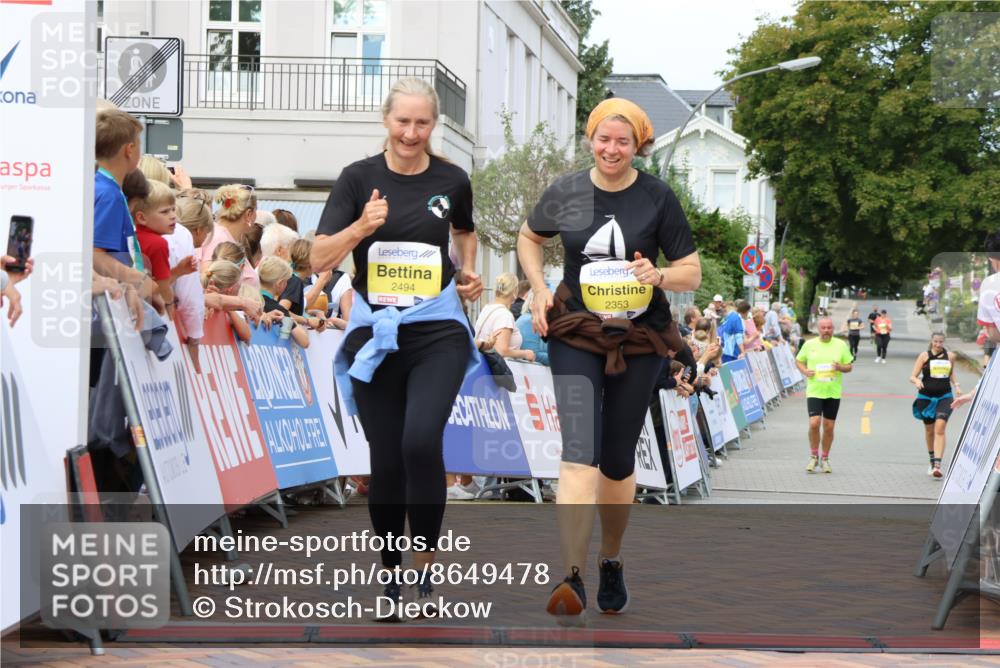 31.08.2025 - 21. Blankeneser Heldenlauf Strokosch-Dieckow http://msf.ph/oto/8649478 31.08.2025 10:46:58 Ziel 2327, 2389, 2494, 2353 meine-sportfotos.de