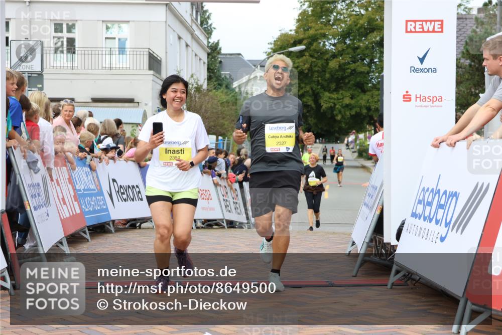 31.08.2025 - 21. Blankeneser Heldenlauf Strokosch-Dieckow http://msf.ph/oto/8649500 31.08.2025 10:46:50 Ziel 2327, 2389 meine-sportfotos.de