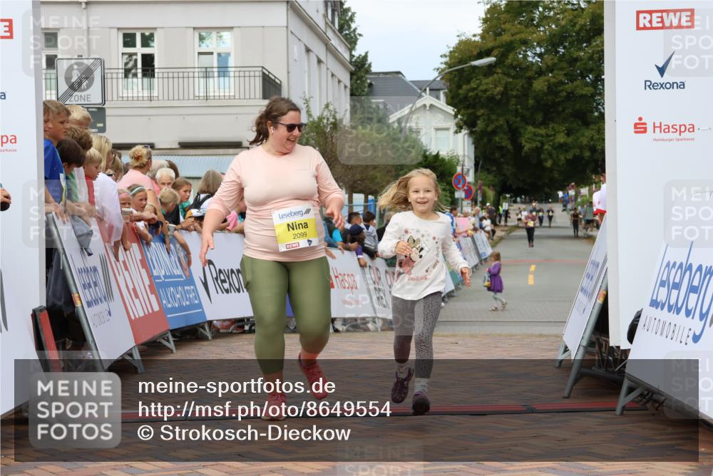 31.08.2025 - 21. Blankeneser Heldenlauf Strokosch-Dieckow http://msf.ph/oto/8649554 31.08.2025 10:45:58 Ziel 2099 meine-sportfotos.de