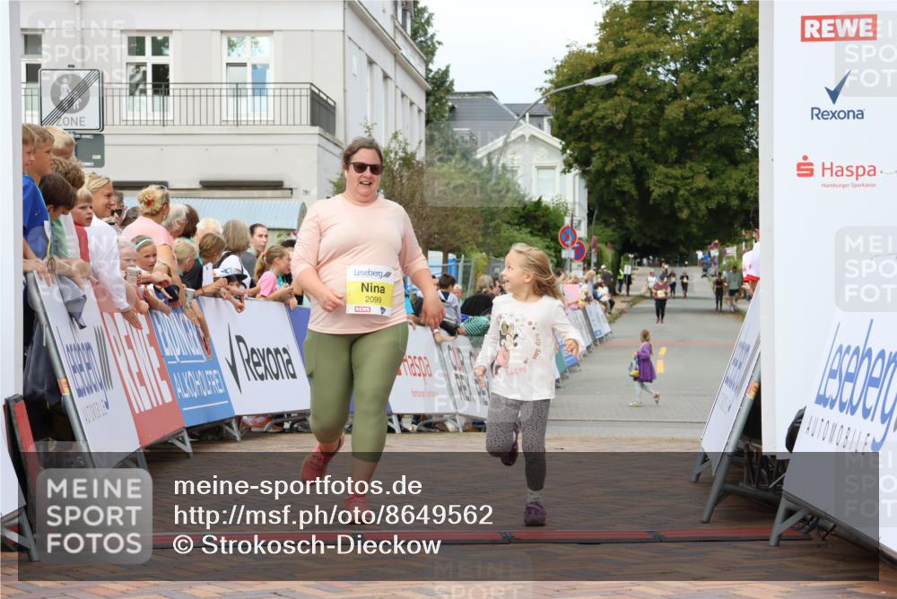 31.08.2025 - 21. Blankeneser Heldenlauf Strokosch-Dieckow http://msf.ph/oto/8649562 31.08.2025 10:45:57 Ziel 2099 meine-sportfotos.de