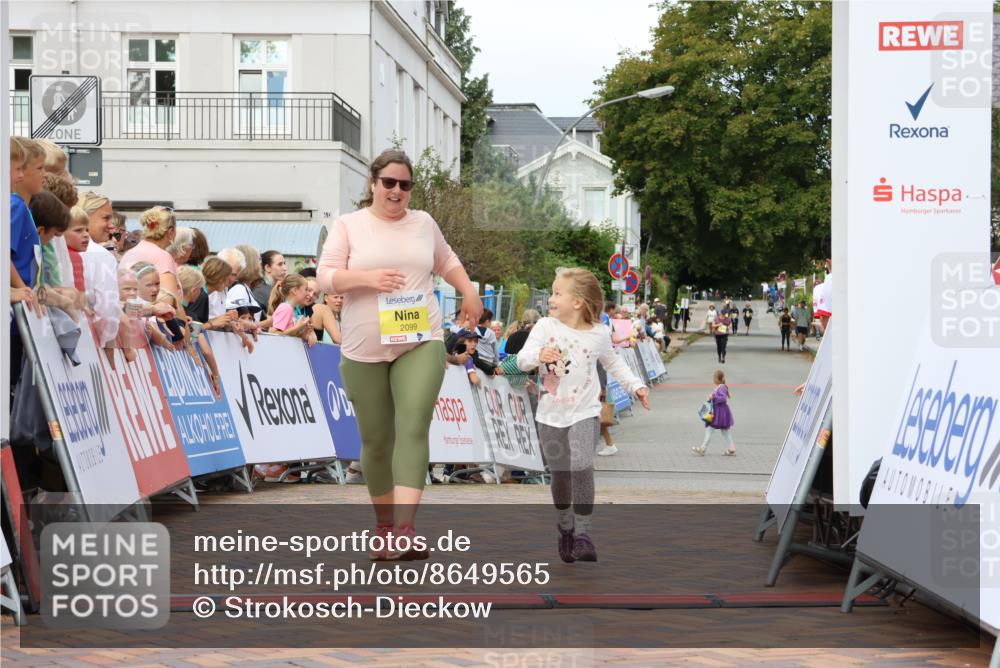 31.08.2025 - 21. Blankeneser Heldenlauf Strokosch-Dieckow http://msf.ph/oto/8649565 31.08.2025 10:45:57 Ziel 2099 meine-sportfotos.de