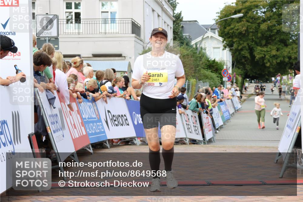 31.08.2025 - 21. Blankeneser Heldenlauf Strokosch-Dieckow http://msf.ph/oto/8649568 31.08.2025 10:45:47 Ziel 2461 meine-sportfotos.de