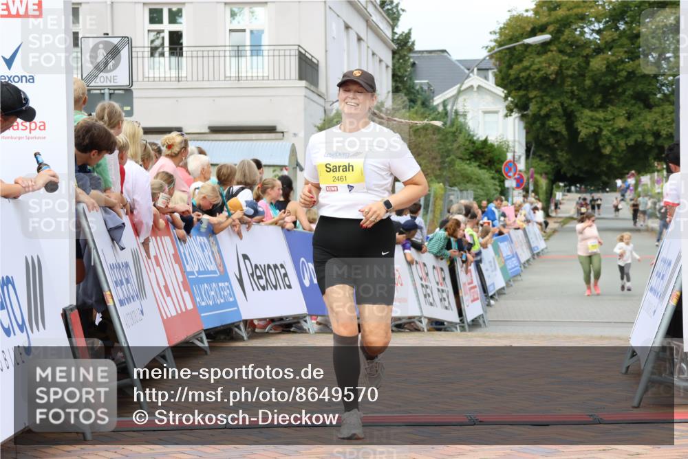 31.08.2025 - 21. Blankeneser Heldenlauf Strokosch-Dieckow http://msf.ph/oto/8649570 31.08.2025 10:45:47 Ziel 2461 meine-sportfotos.de