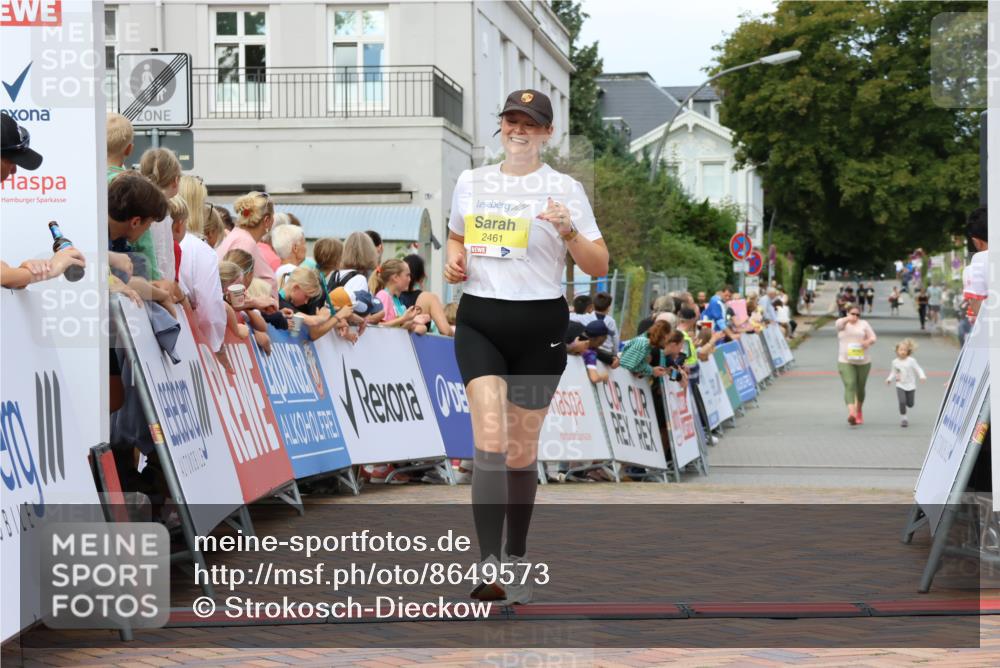 31.08.2025 - 21. Blankeneser Heldenlauf Strokosch-Dieckow http://msf.ph/oto/8649573 31.08.2025 10:45:47 Ziel 2461 meine-sportfotos.de