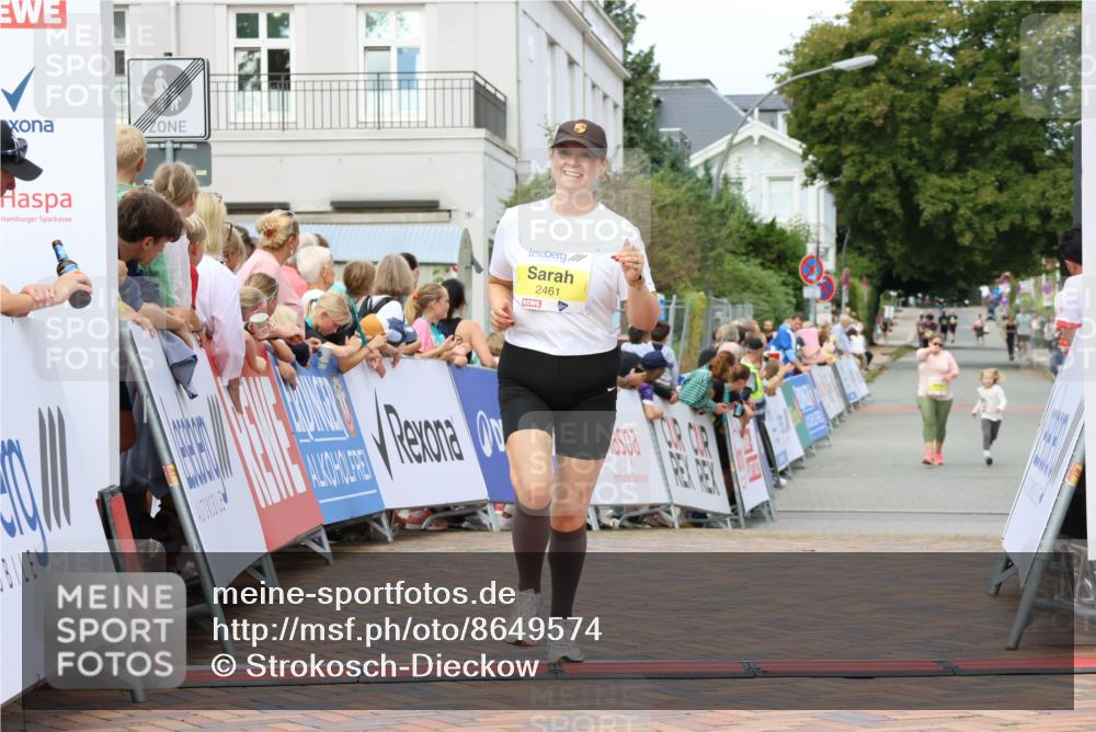 31.08.2025 - 21. Blankeneser Heldenlauf Strokosch-Dieckow http://msf.ph/oto/8649574 31.08.2025 10:45:47 Ziel 2461 meine-sportfotos.de