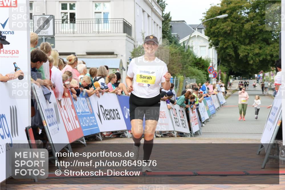 31.08.2025 - 21. Blankeneser Heldenlauf Strokosch-Dieckow http://msf.ph/oto/8649576 31.08.2025 10:45:47 Ziel 2461 meine-sportfotos.de