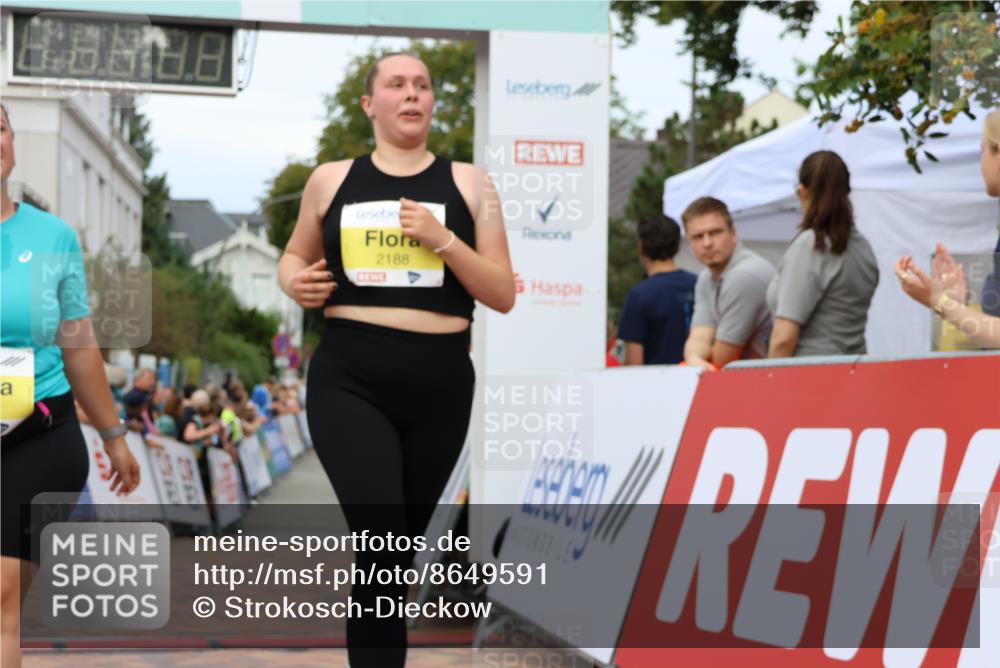 31.08.2025 - 21. Blankeneser Heldenlauf Strokosch-Dieckow http://msf.ph/oto/8649591 31.08.2025 10:45:28 Ziel 2361, 2188 meine-sportfotos.de