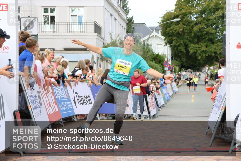 31.08.2025 - 21. Blankeneser Heldenlauf Strokosch-Dieckow http://msf.ph/oto/8649640 31.08.2025 10:44:48 Ziel 2153, 2481, 3396 meine-sportfotos.de