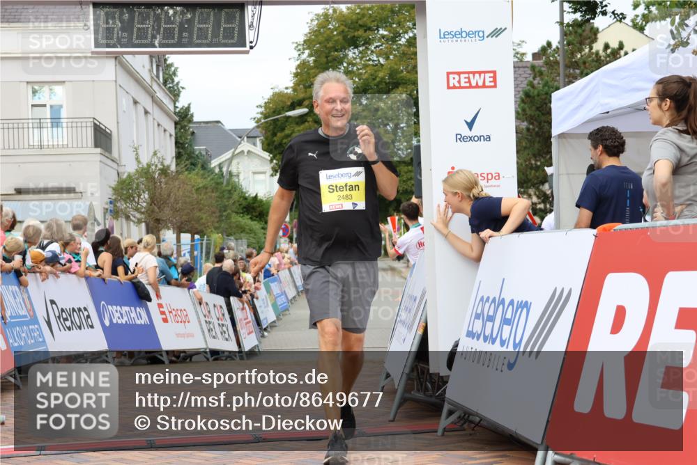 31.08.2025 - 21. Blankeneser Heldenlauf Strokosch-Dieckow http://msf.ph/oto/8649677 31.08.2025 10:44:29 Ziel 2483, 2306 meine-sportfotos.de