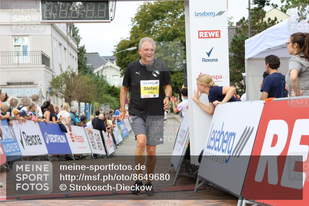 31.08.2025 - 21. Blankeneser Heldenlauf Strokosch-Dieckow http://msf.ph/oto/8649680 31.08.2025 10:44:28 Ziel 2483, 2306 meine-sportfotos.de