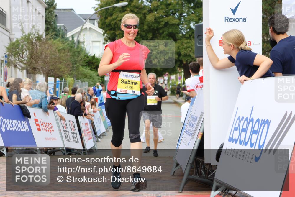 31.08.2025 - 21. Blankeneser Heldenlauf Strokosch-Dieckow http://msf.ph/oto/8649684 31.08.2025 10:44:23 Ziel 2483, 2306 meine-sportfotos.de