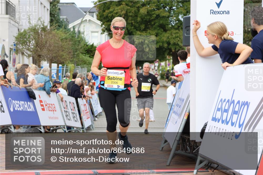 31.08.2025 - 21. Blankeneser Heldenlauf Strokosch-Dieckow http://msf.ph/oto/8649686 31.08.2025 10:44:23 Ziel 2483, 2306 meine-sportfotos.de