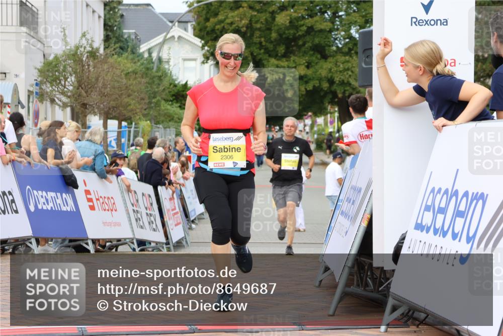 31.08.2025 - 21. Blankeneser Heldenlauf Strokosch-Dieckow http://msf.ph/oto/8649687 31.08.2025 10:44:23 Ziel 2483, 2306 meine-sportfotos.de