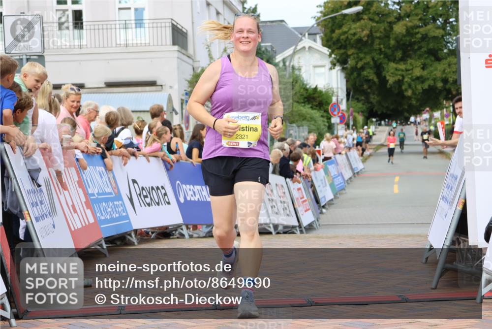 31.08.2025 - 21. Blankeneser Heldenlauf Strokosch-Dieckow http://msf.ph/oto/8649690 31.08.2025 10:43:59 Ziel 2321 meine-sportfotos.de