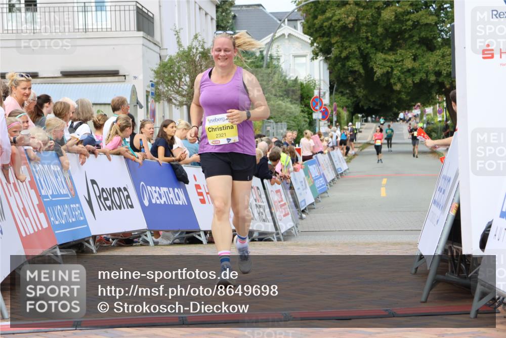 31.08.2025 - 21. Blankeneser Heldenlauf Strokosch-Dieckow http://msf.ph/oto/8649698 31.08.2025 10:43:58 Ziel 2321 meine-sportfotos.de
