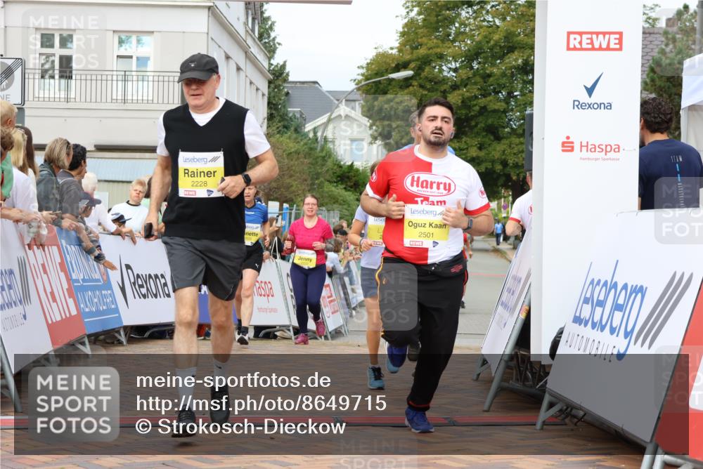 31.08.2025 - 21. Blankeneser Heldenlauf Strokosch-Dieckow http://msf.ph/oto/8649715 31.08.2025 10:31:57 Ziel 2222, 2567, 2077, 2407, 2462, 2734, 2735, 2105, 2278, 2228, 2501 meine-sportfotos.de