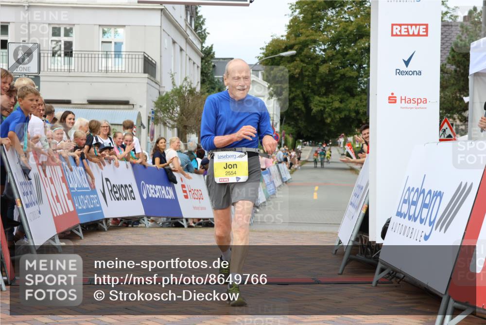 31.08.2025 - 21. Blankeneser Heldenlauf Strokosch-Dieckow http://msf.ph/oto/8649766 31.08.2025 10:43:02 Ziel 2554 meine-sportfotos.de