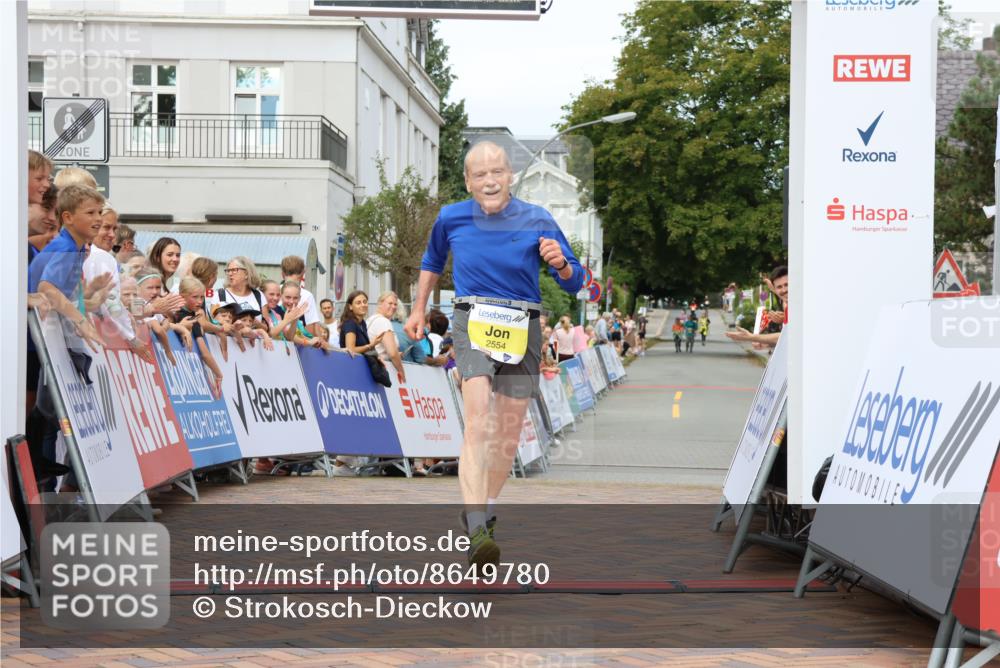 31.08.2025 - 21. Blankeneser Heldenlauf Strokosch-Dieckow http://msf.ph/oto/8649780 31.08.2025 10:43:01 Ziel 2554 meine-sportfotos.de
