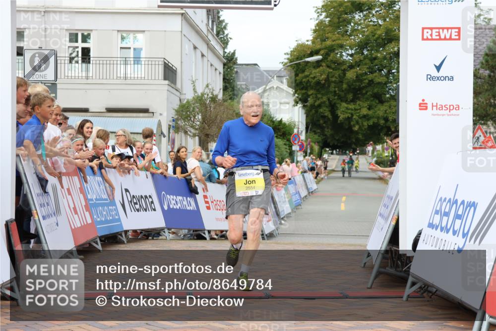 31.08.2025 - 21. Blankeneser Heldenlauf Strokosch-Dieckow http://msf.ph/oto/8649784 31.08.2025 10:43:01 Ziel 2554 meine-sportfotos.de