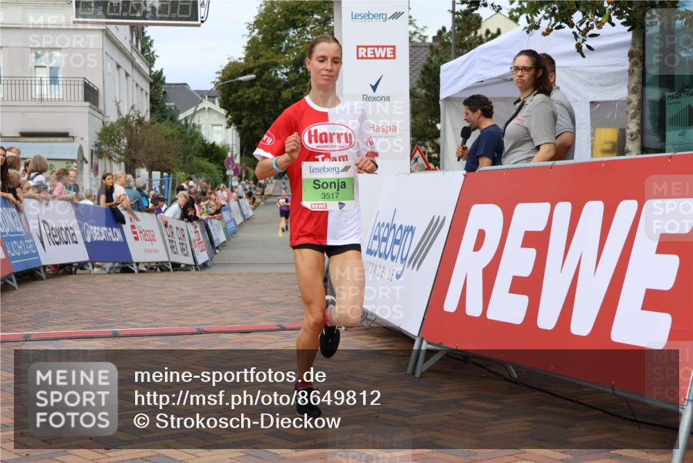 31.08.2025 - 21. Blankeneser Heldenlauf Strokosch-Dieckow http://msf.ph/oto/8649812 31.08.2025 10:42:14 Ziel 3517 meine-sportfotos.de