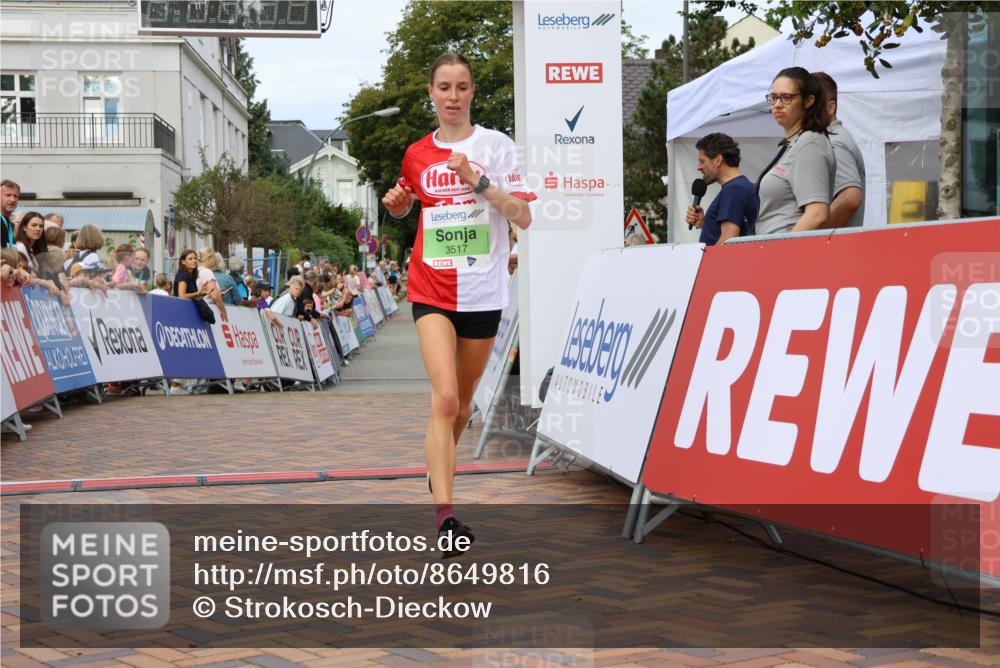 31.08.2025 - 21. Blankeneser Heldenlauf Strokosch-Dieckow http://msf.ph/oto/8649816 31.08.2025 10:42:14 Ziel 3517 meine-sportfotos.de