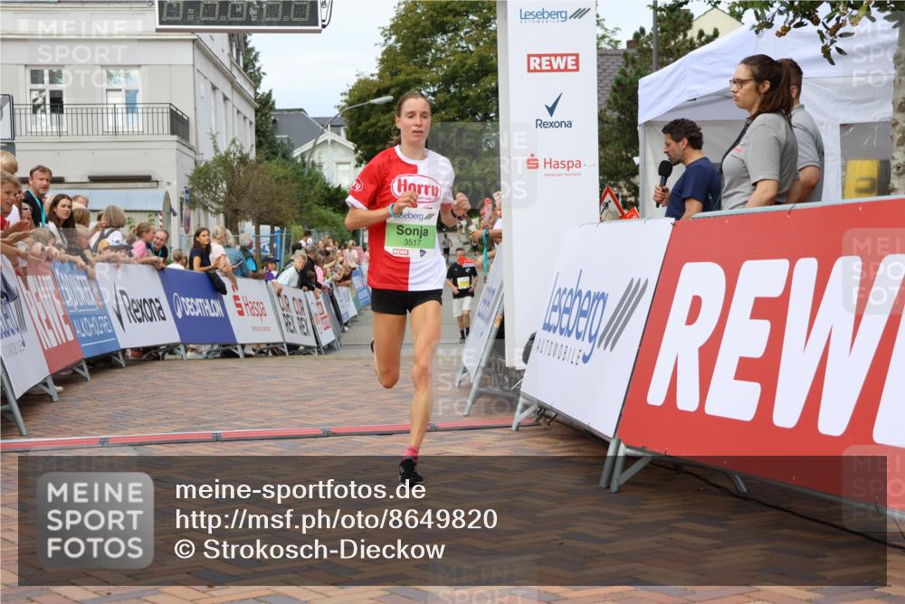 31.08.2025 - 21. Blankeneser Heldenlauf Strokosch-Dieckow http://msf.ph/oto/8649820 31.08.2025 10:42:14 Ziel 3517 meine-sportfotos.de