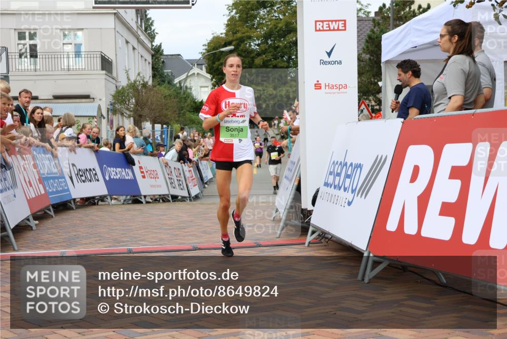 31.08.2025 - 21. Blankeneser Heldenlauf Strokosch-Dieckow http://msf.ph/oto/8649824 31.08.2025 10:42:14 Ziel 3517 meine-sportfotos.de
