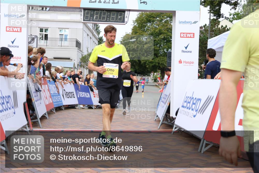 31.08.2025 - 21. Blankeneser Heldenlauf Strokosch-Dieckow http://msf.ph/oto/8649896 31.08.2025 10:41:00 Ziel 2026, 2025, 2568, 2142, 2141, 2300, 2172, 2673, 3678 meine-sportfotos.de