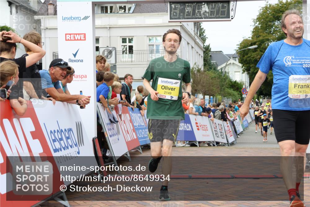 31.08.2025 - 21. Blankeneser Heldenlauf Strokosch-Dieckow http://msf.ph/oto/8649934 31.08.2025 10:40:40 Ziel 2149, 2610 meine-sportfotos.de