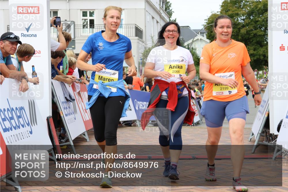 31.08.2025 - 21. Blankeneser Heldenlauf Strokosch-Dieckow http://msf.ph/oto/8649976 31.08.2025 10:40:16 Ziel 2064, 2066, 2199, 2062 meine-sportfotos.de