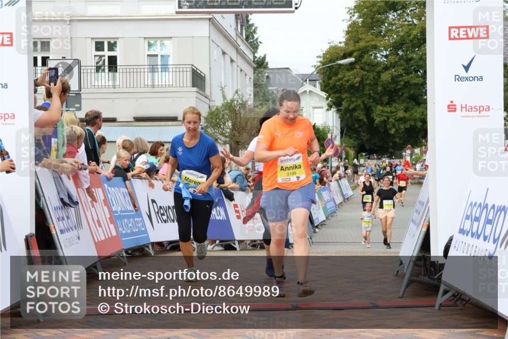 31.08.2025 - 21. Blankeneser Heldenlauf Strokosch-Dieckow http://msf.ph/oto/8649989 31.08.2025 10:40:14 Ziel 2064, 2066, 2199, 2062 meine-sportfotos.de