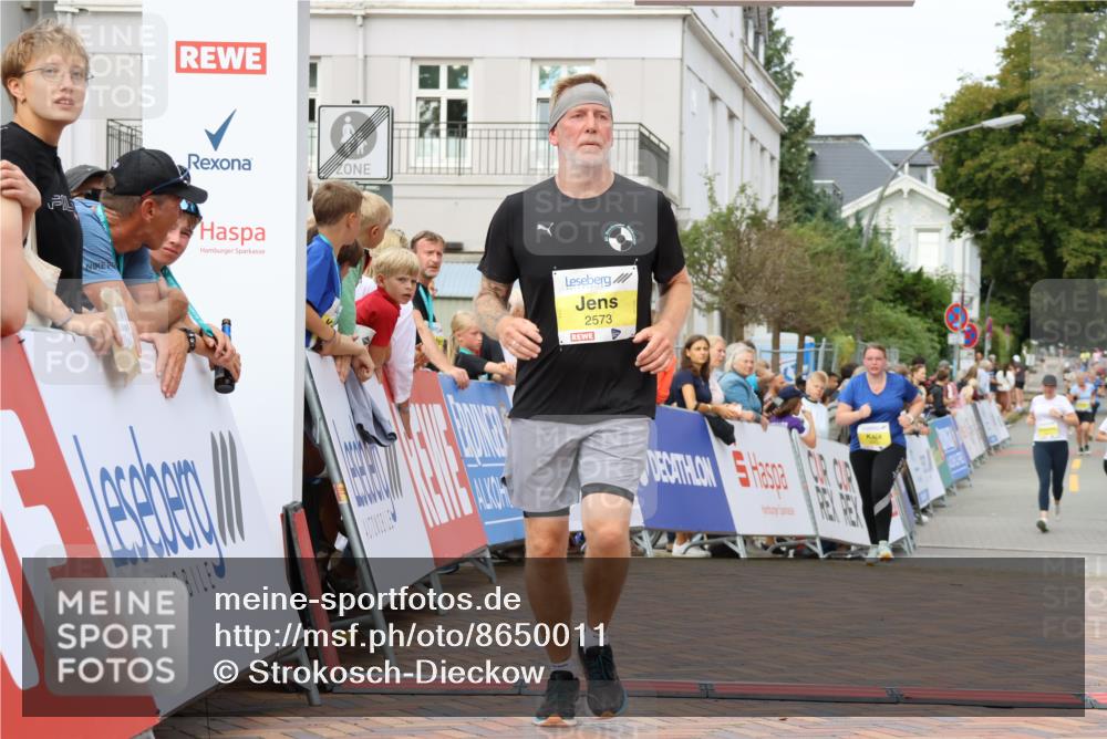 31.08.2025 - 21. Blankeneser Heldenlauf Strokosch-Dieckow http://msf.ph/oto/8650011 31.08.2025 10:39:53 Ziel 2573 meine-sportfotos.de