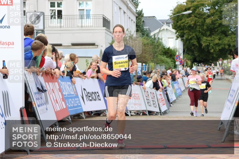 31.08.2025 - 21. Blankeneser Heldenlauf Strokosch-Dieckow http://msf.ph/oto/8650044 31.08.2025 10:39:29 Ziel 2707, 2460 meine-sportfotos.de