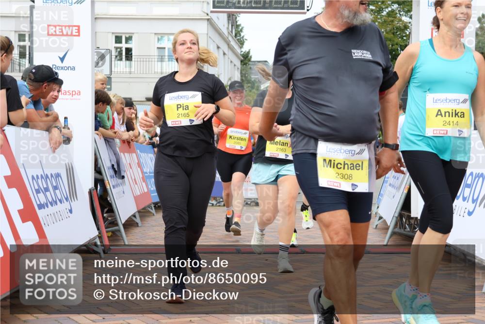 31.08.2025 - 21. Blankeneser Heldenlauf Strokosch-Dieckow http://msf.ph/oto/8650095 31.08.2025 10:38:53 Ziel 2165, 2163, 2276, 2436, 2414, 2308, 2330, 2084, 2085, 2689, 2032 meine-sportfotos.de