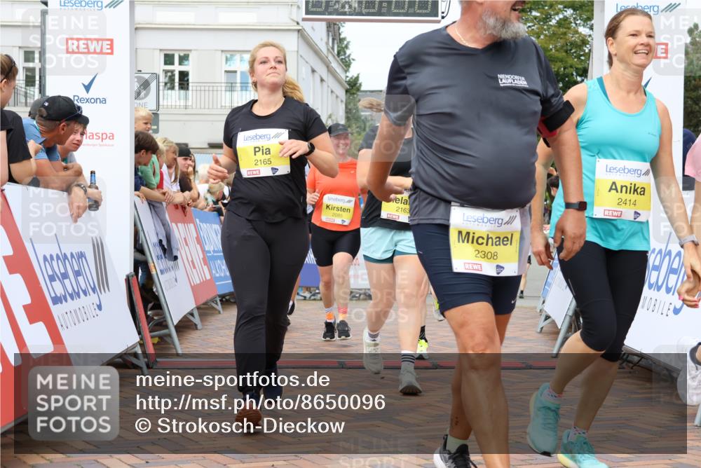 31.08.2025 - 21. Blankeneser Heldenlauf Strokosch-Dieckow http://msf.ph/oto/8650096 31.08.2025 10:38:53 Ziel 2165, 2163, 2276, 2436, 2414, 2308, 2330, 2084, 2085, 2689, 2032 meine-sportfotos.de