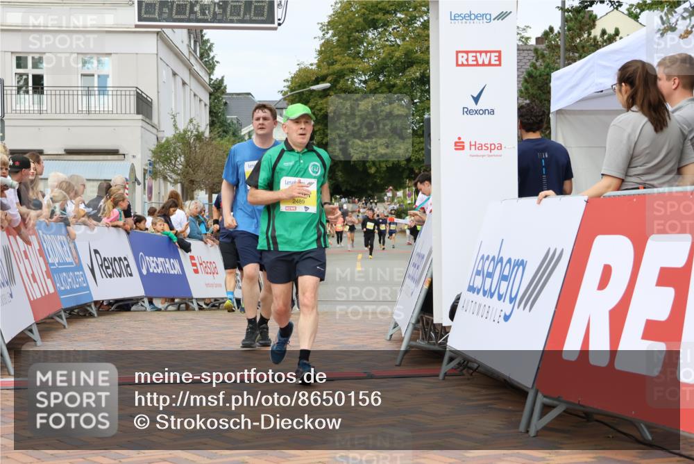 31.08.2025 - 21. Blankeneser Heldenlauf Strokosch-Dieckow http://msf.ph/oto/8650156 31.08.2025 10:38:09 Ziel 2686, 2360, 2693, 2489, 2082, 2081, 2597, 2094 meine-sportfotos.de