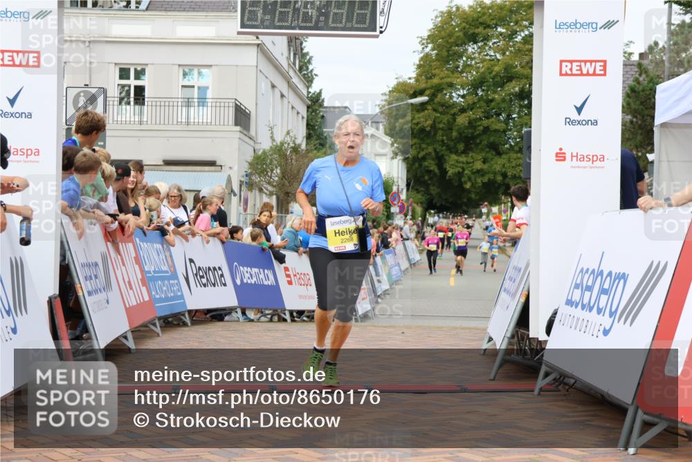 31.08.2025 - 21. Blankeneser Heldenlauf Strokosch-Dieckow http://msf.ph/oto/8650176 31.08.2025 10:37:51 Ziel 2268, 2303 meine-sportfotos.de