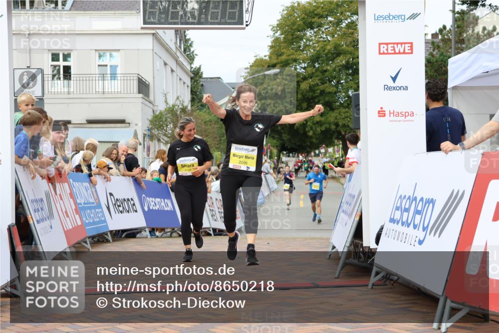 31.08.2025 - 21. Blankeneser Heldenlauf Strokosch-Dieckow http://msf.ph/oto/8650218 31.08.2025 10:37:33 Ziel 2096, 2134 meine-sportfotos.de
