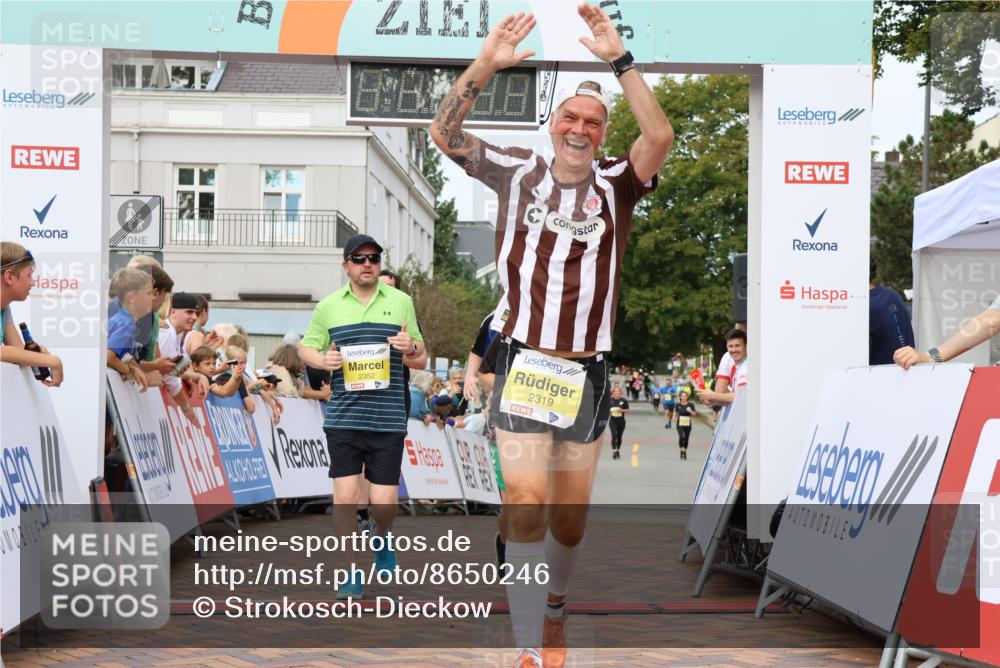31.08.2025 - 21. Blankeneser Heldenlauf Strokosch-Dieckow http://msf.ph/oto/8650246 31.08.2025 10:37:21 Ziel 2227, 2047, 2152, 2288, 2319, 2219, 2043, 2352, 2714 meine-sportfotos.de