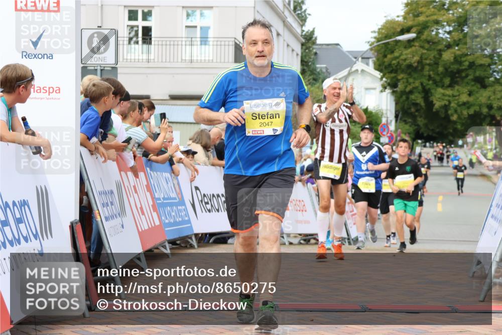31.08.2025 - 21. Blankeneser Heldenlauf Strokosch-Dieckow http://msf.ph/oto/8650275 31.08.2025 10:37:17 Ziel 2450, 2451, 2047, 2152, 2288, 2319, 2043, 2352, 2714 meine-sportfotos.de