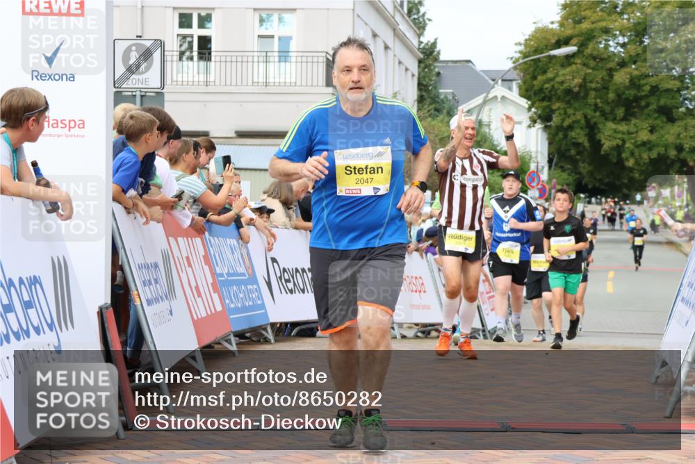 31.08.2025 - 21. Blankeneser Heldenlauf Strokosch-Dieckow http://msf.ph/oto/8650282 31.08.2025 10:37:17 Ziel 2450, 2451, 2047, 2152, 2288, 2319, 2043, 2352, 2714 meine-sportfotos.de