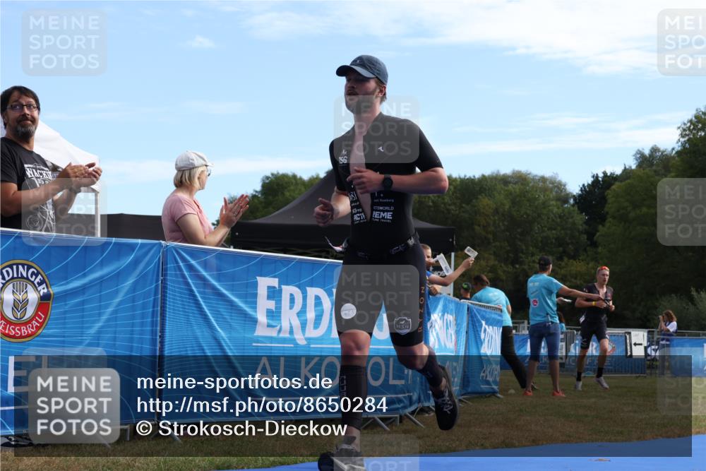 31.08.2025 - Elbe Triathlon Hamburg Strokosch-Dieckow http://msf.ph/oto/8650284 31.08.2025 10:04:57 Ziel 224 meine-sportfotos.de