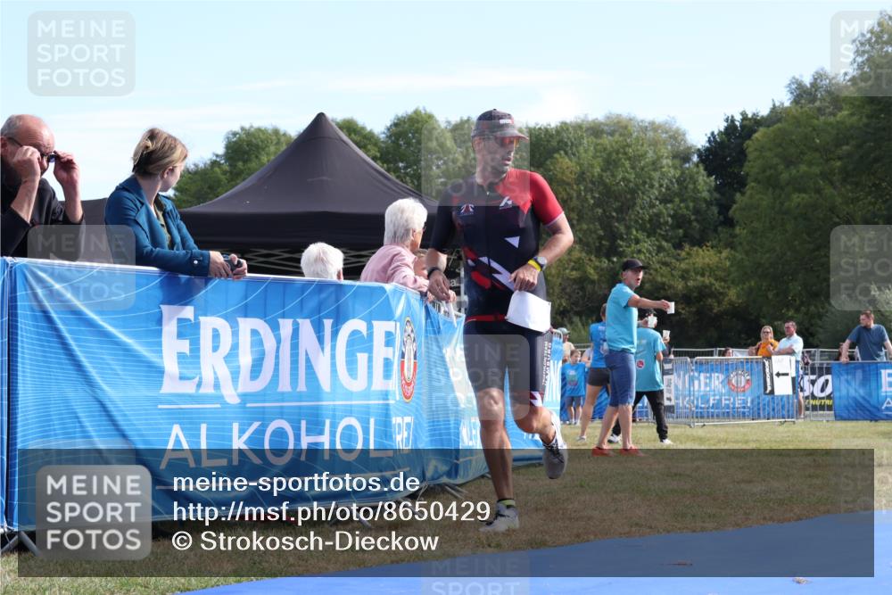 31.08.2025 - Elbe Triathlon Hamburg Strokosch-Dieckow http://msf.ph/oto/8650429 31.08.2025 10:19:11 Ziel 237 meine-sportfotos.de