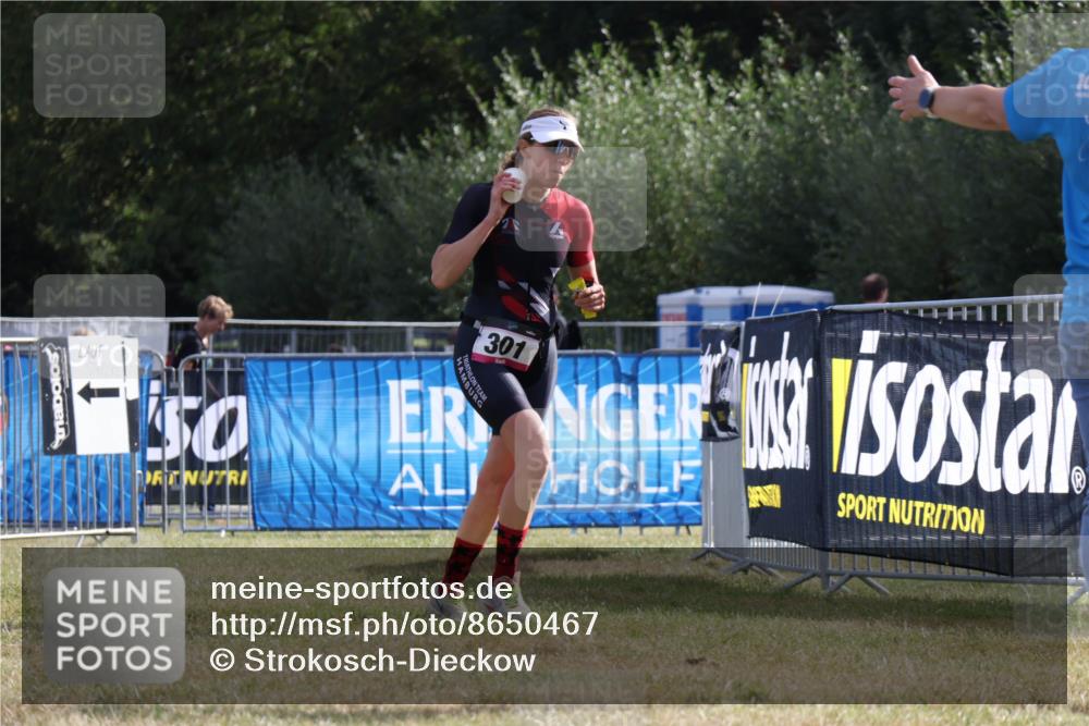 31.08.2025 - Elbe Triathlon Hamburg Strokosch-Dieckow http://msf.ph/oto/8650467 31.08.2025 09:55:07 Laufen 30, 301, 10 meine-sportfotos.de