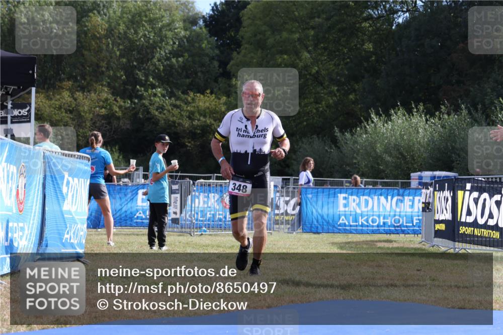 31.08.2025 - Elbe Triathlon Hamburg Strokosch-Dieckow http://msf.ph/oto/8650497 31.08.2025 09:55:48 Laufen 348, 3 meine-sportfotos.de