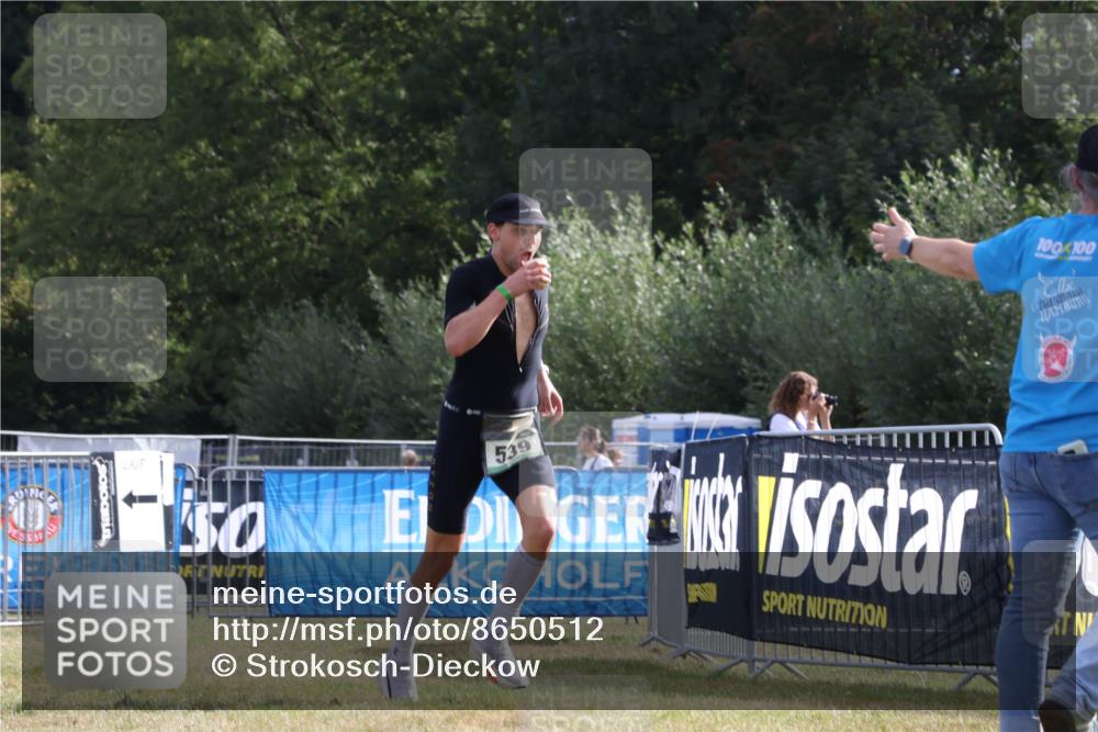 31.08.2025 - Elbe Triathlon Hamburg Strokosch-Dieckow http://msf.ph/oto/8650512 31.08.2025 09:56:39 Laufen 100, 100, 30, 539 meine-sportfotos.de