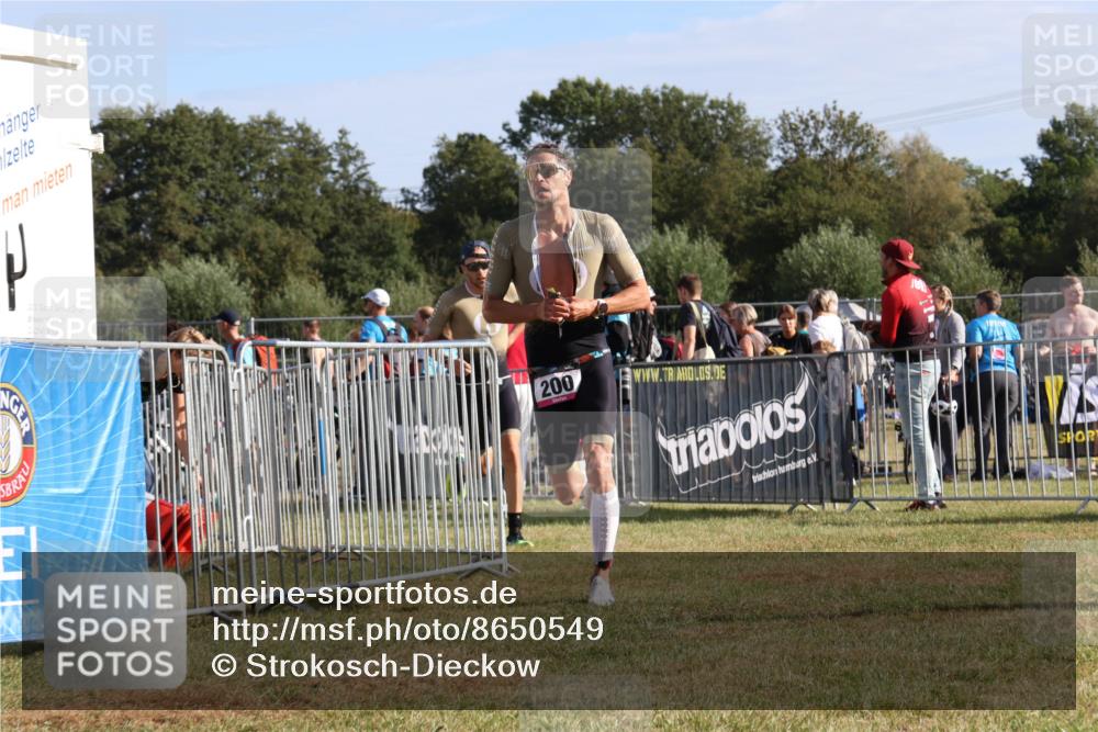 31.08.2025 - Elbe Triathlon Hamburg Strokosch-Dieckow http://msf.ph/oto/8650549 31.08.2025 09:28:45 Laufen 300, 2214, 200 meine-sportfotos.de