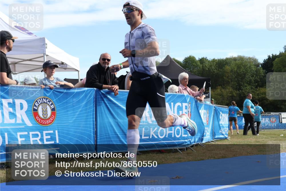 31.08.2025 - Elbe Triathlon Hamburg Strokosch-Dieckow http://msf.ph/oto/8650550 31.08.2025 10:23:32 Ziel 467 meine-sportfotos.de